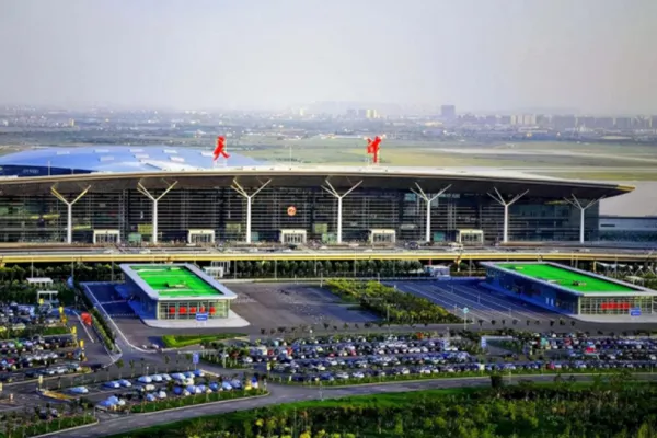 مطار تيانجين بينهاي (Tianjin Binhai Airport): محطة تكييف الهواء رقم 2 في المنطقة الشرقية